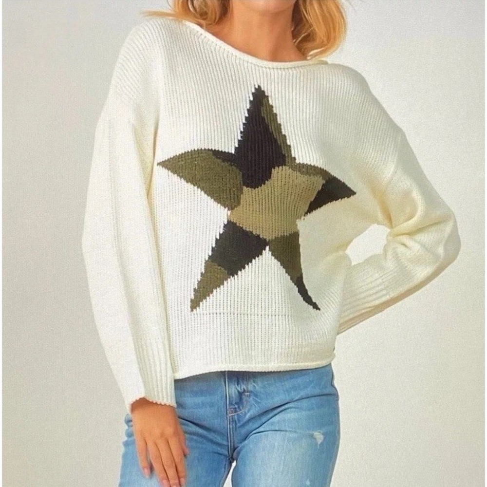 ELAN Camouflage Star Pull Over Sweater Sz M - Cream Quiet Luxury Beachy Relaxed